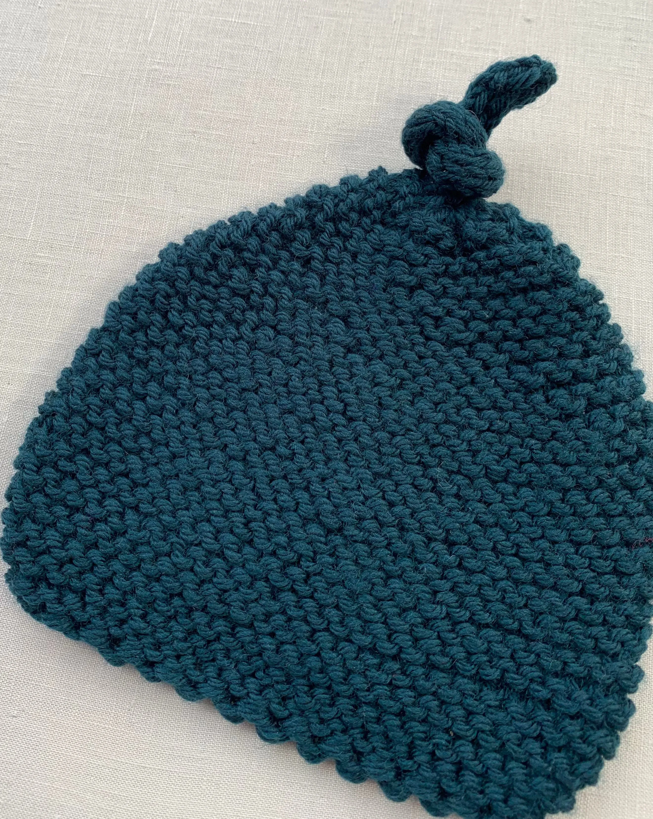 Knitted by Nana Merino Beanie - Amazon Green