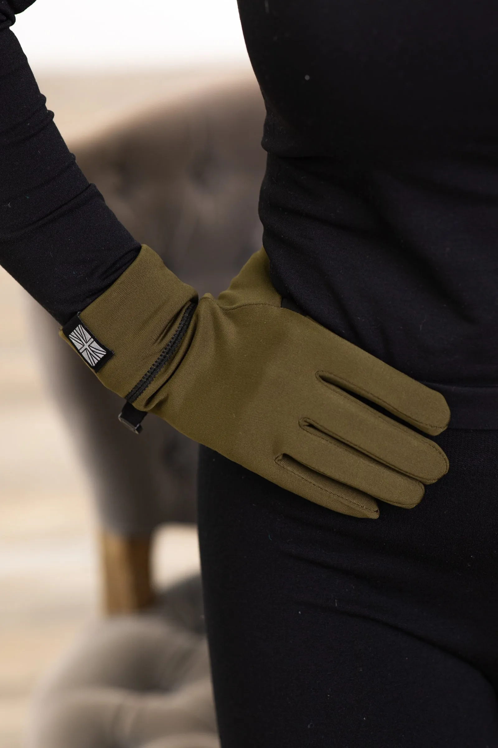 Olive Thermal Knit Gloves With Tech Fingertips