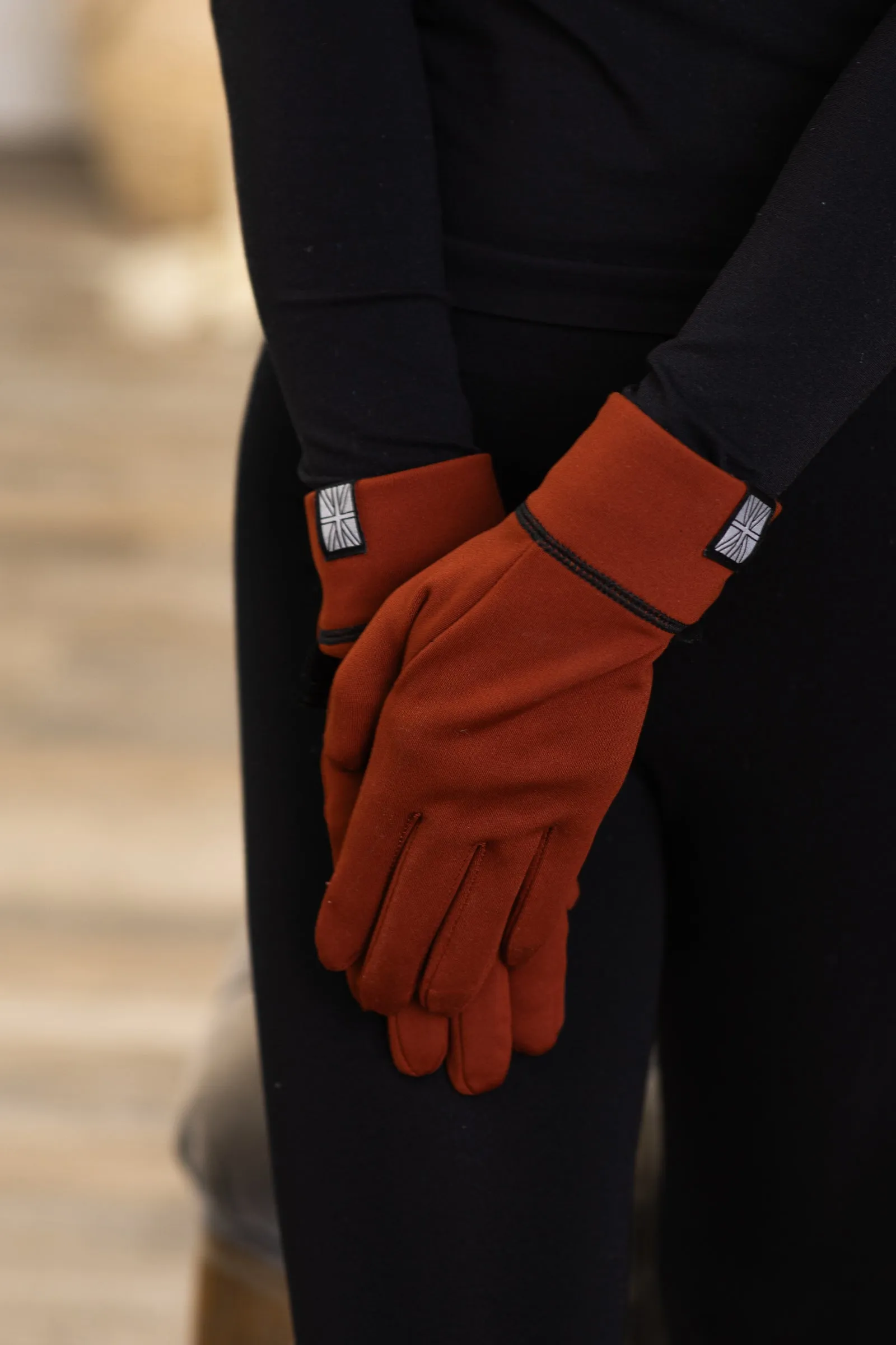 Rust Thermal Knit Gloves With Tech Fingertips