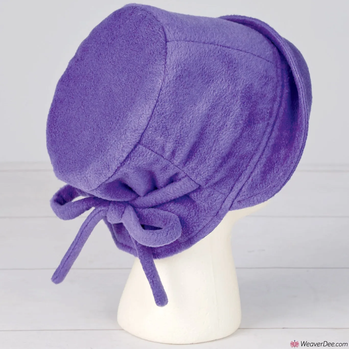 Simplicity Pattern S9424 Misses' Hats & Headband in 3 Sizes