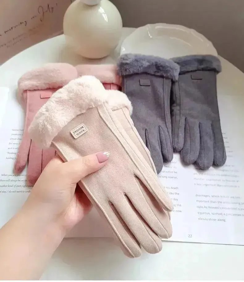 Stylish Women's Gloves for Every Occasion