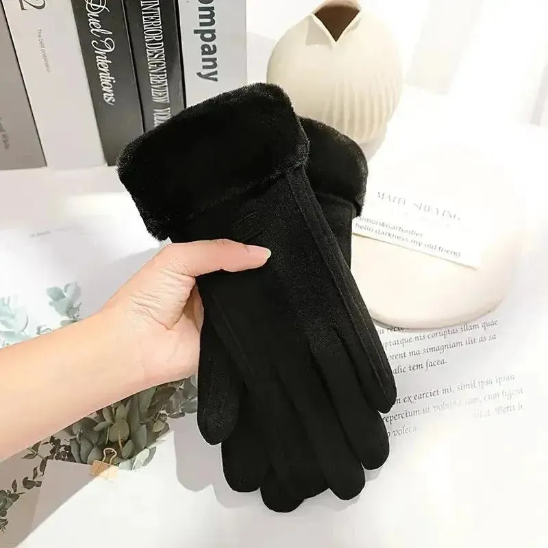 Stylish Women's Gloves for Every Occasion