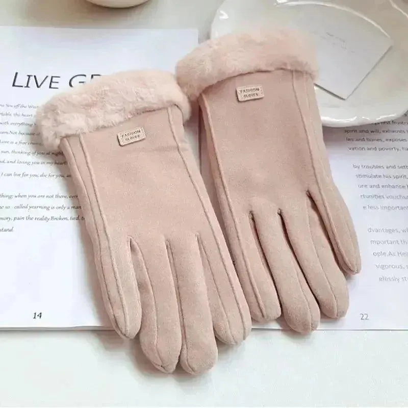 Stylish Women's Gloves for Every Occasion